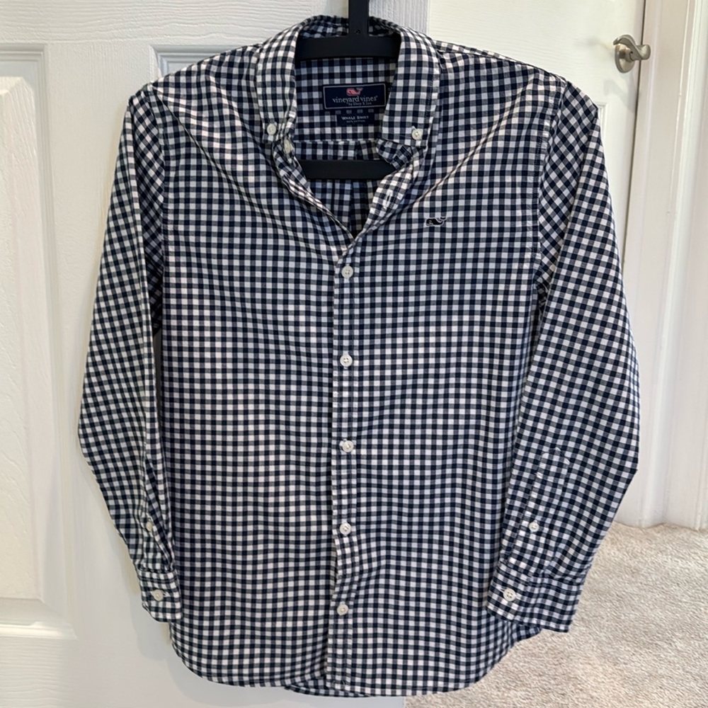 Boys Vineyard Vines button down shirt